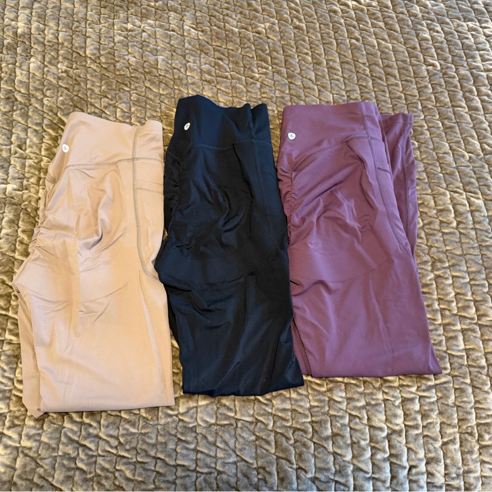 HALARA So Cinched Leggings 3 pairs. Small 7/8 length.